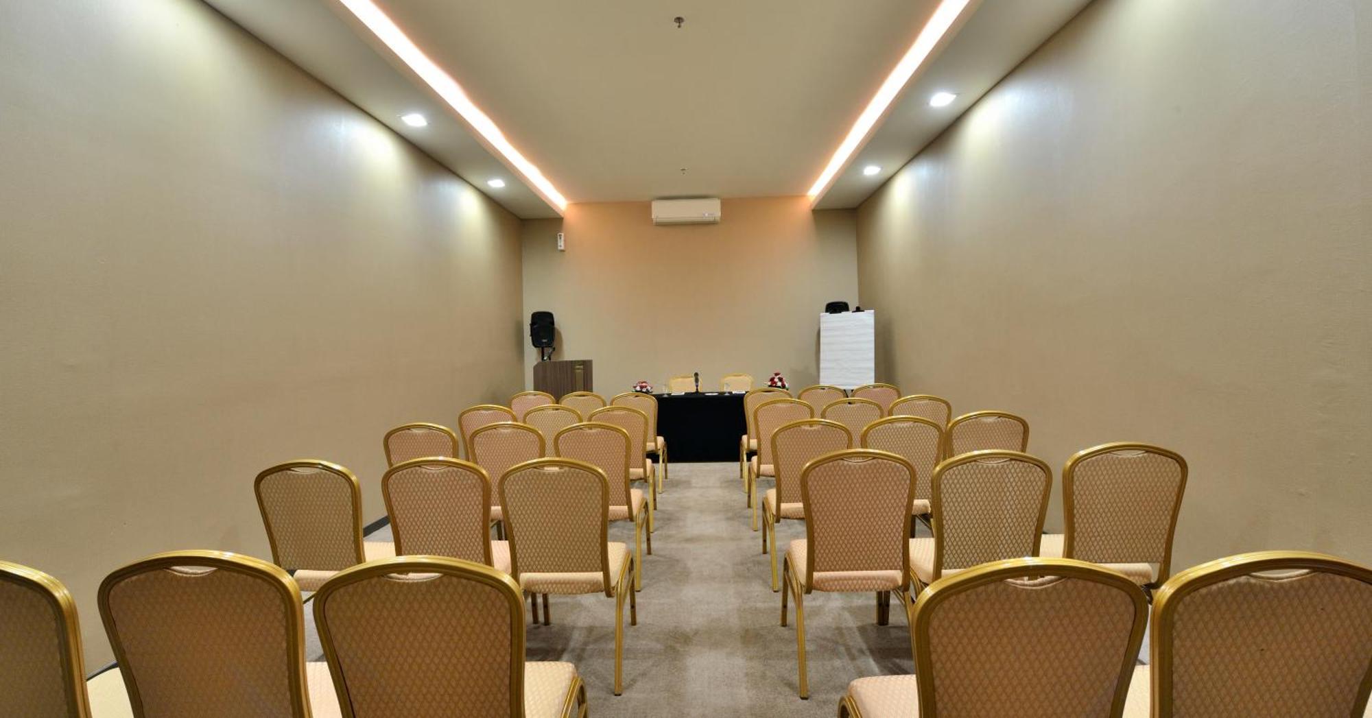 Serela Merdeka By Kagum Hotels Bandung Exteriör bild