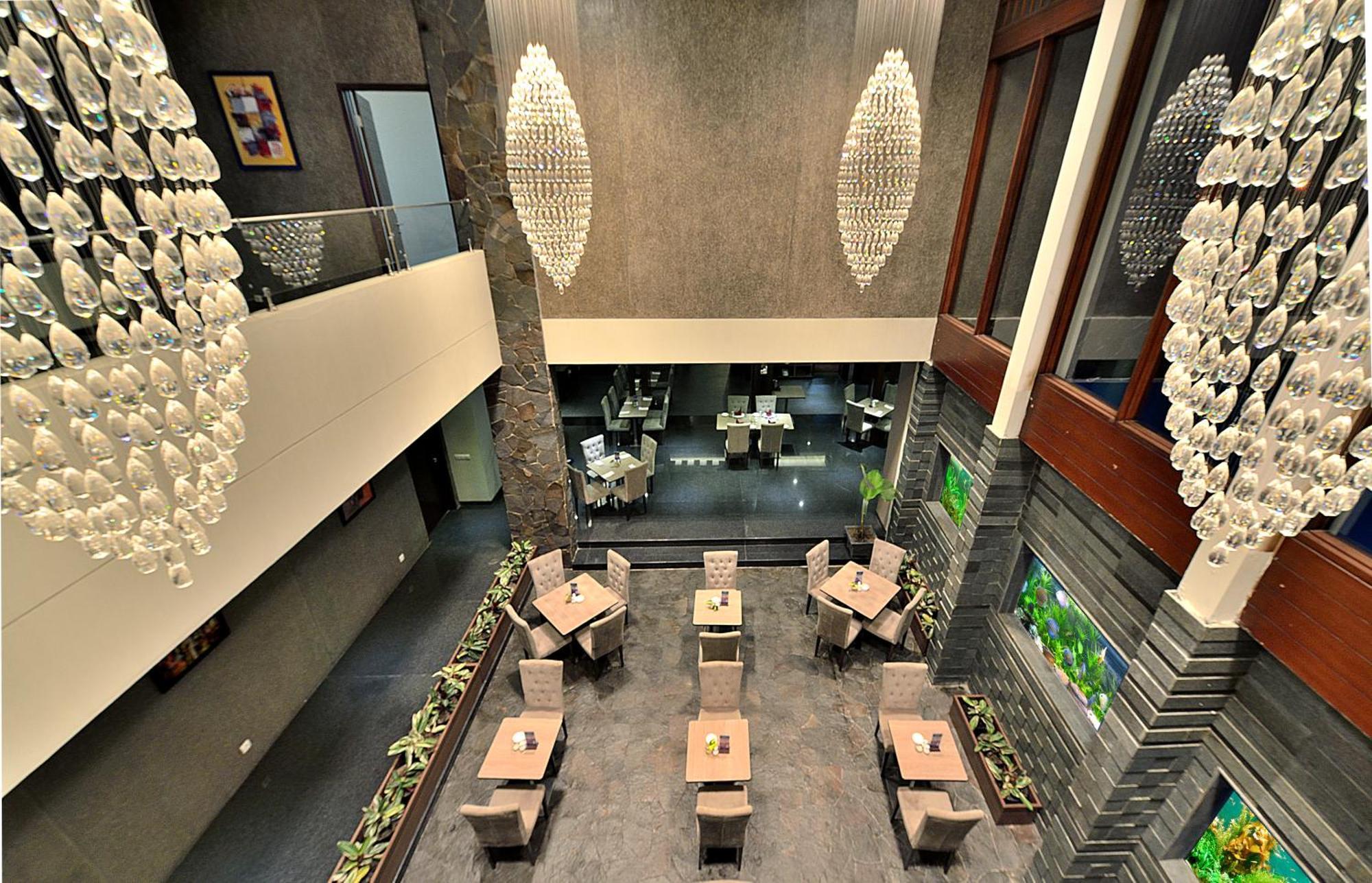 Serela Merdeka By Kagum Hotels Bandung Exteriör bild