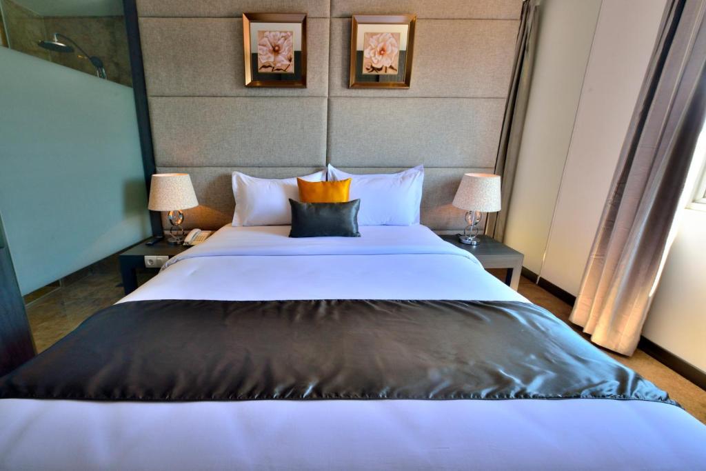 Serela Merdeka By Kagum Hotels Bandung Exteriör bild