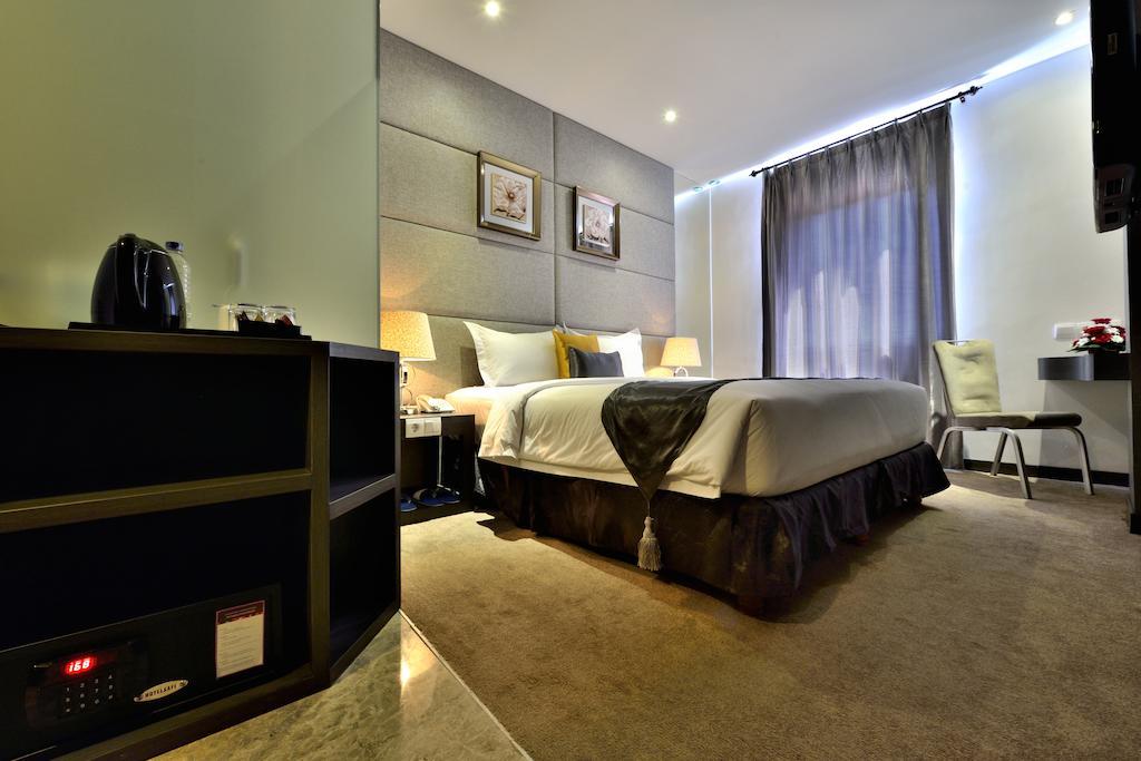 Serela Merdeka By Kagum Hotels Bandung Exteriör bild